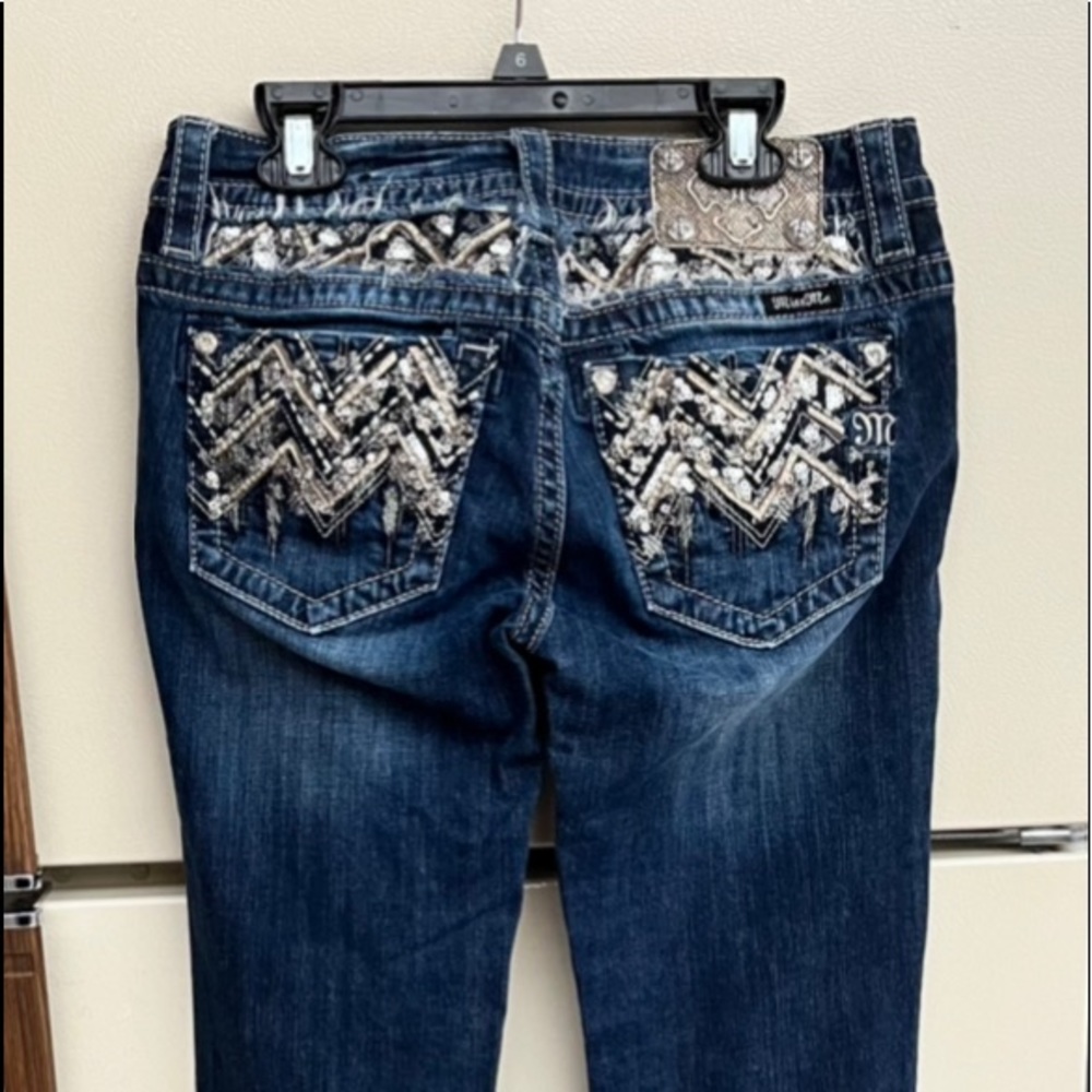 Signature Bootcut Miss Me jeans